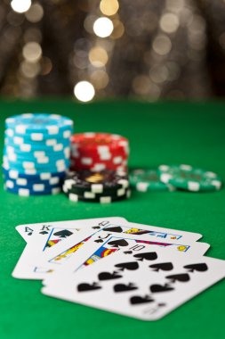 Live Gaple dealer at media slot studio